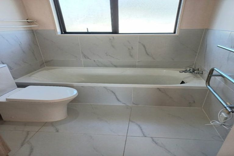 Photo of property in 1/157 Whitford Road, Somerville, Auckland, 2014