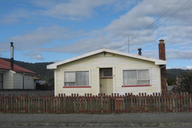 Photo of property in 121 Reid Street, Blaketown, Greymouth, 7805