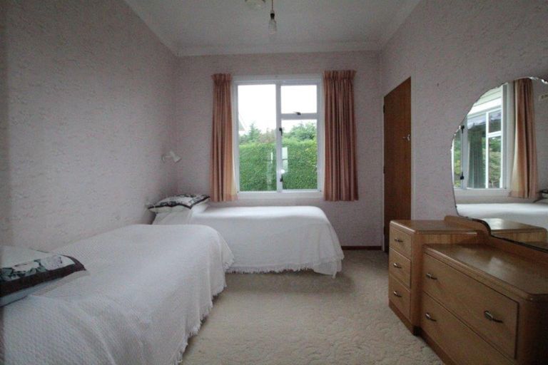 Photo of property in 2 Sussex Street, Mossburn, 9792