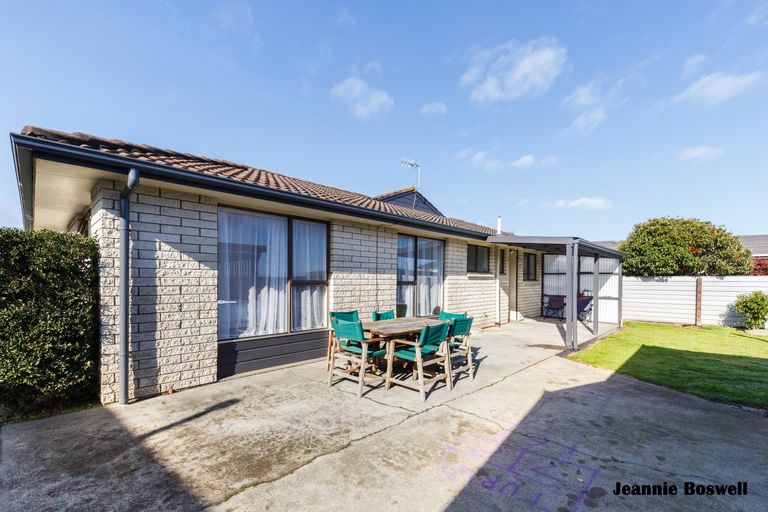 Photo of property in 100a Linton Street, West End, Palmerston North, 4410