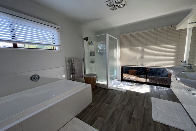 Photo of property in 50 Redwing Street, Browns Bay, Auckland, 0630