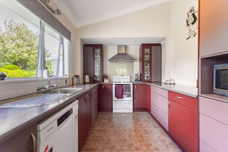 Photo of property in 49 Paetawa Road, Peka Peka, Waikanae, 5391