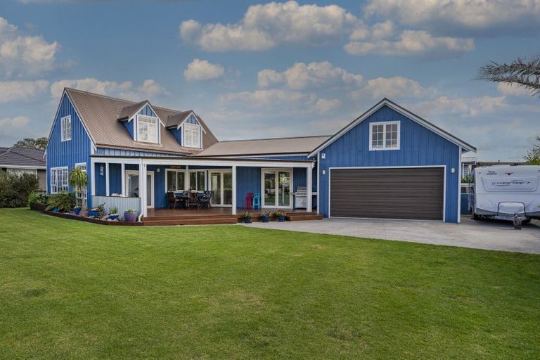 Photo of property in 15 Ajax Head, Pauanui, Hikuai, 3579