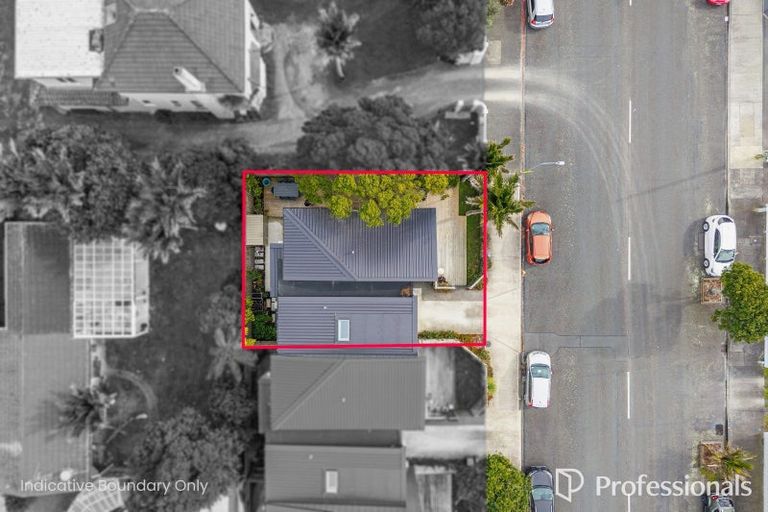 Photo of property in 1d Wai-iti Crescent, Woburn, Lower Hutt, 5010
