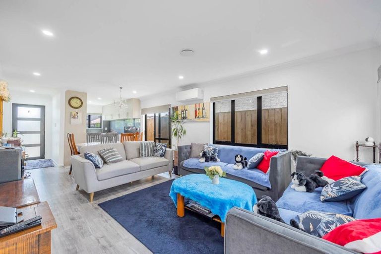 Photo of property in 8a Mahon Place, Papatoetoe, Auckland, 2025