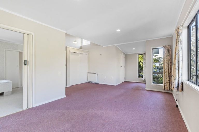 Photo of property in 106 Atawhai Road, Fitzherbert, Palmerston North, 4410