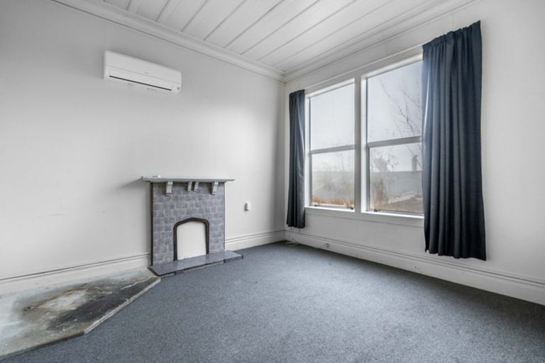 Photo of property in 16a-b Johnston Street, Gore, 9710