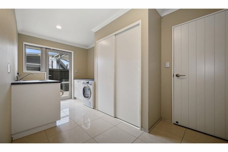 Photo of property in 12 Springwater Avenue, Northwood, Christchurch, 8051