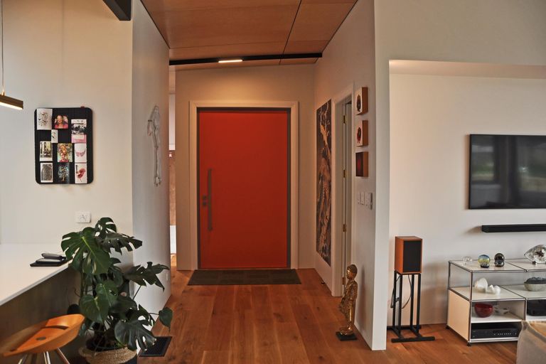 Photo of property in 52 Sandpiper Avenue, Point Wells, 0986