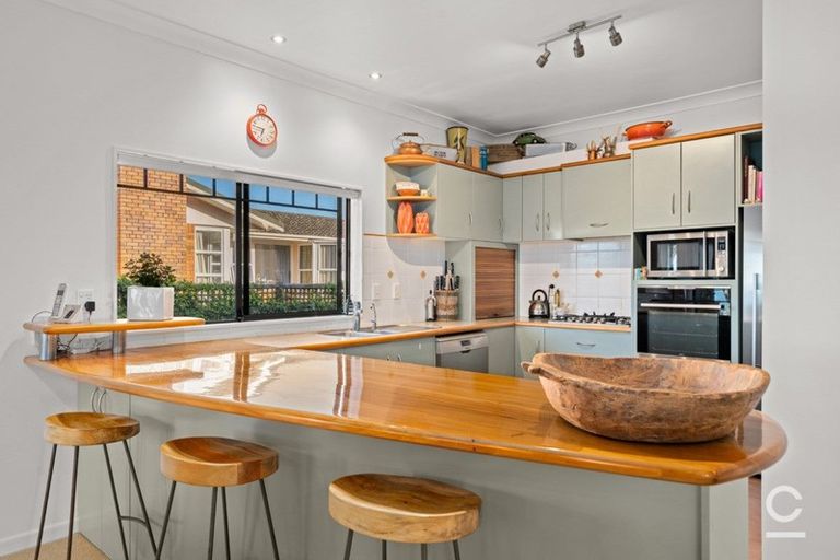 Photo of property in 101a Beach Road, Otumoetai, Tauranga, 3110