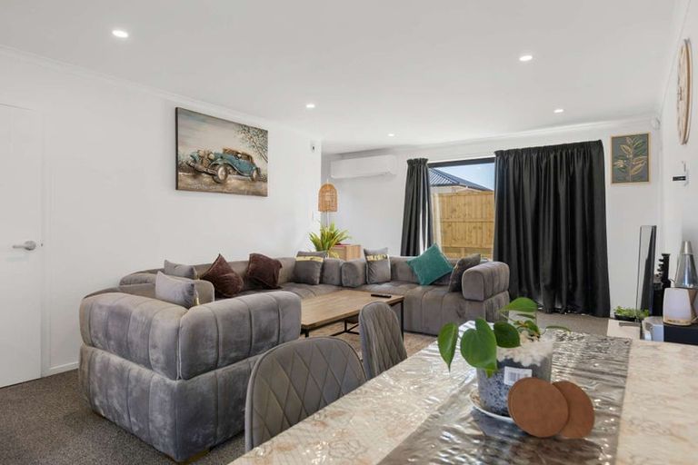 Photo of property in 49 Te Tiireke Drive, Glenview, Hamilton, 3206