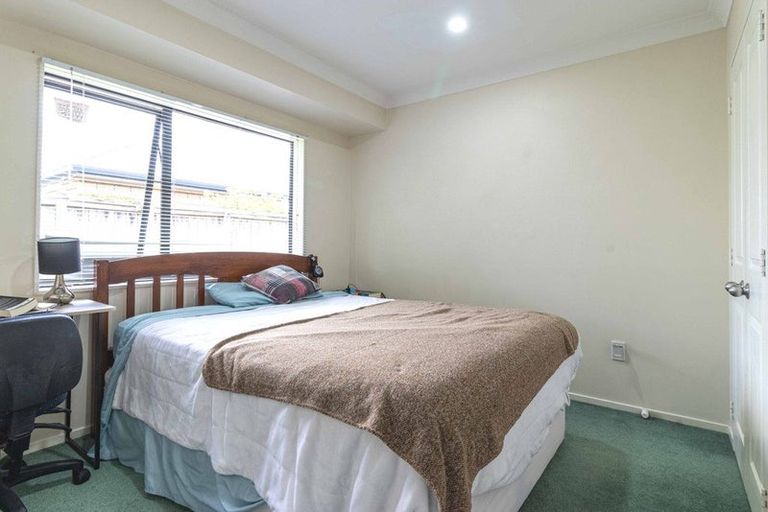 Photo of property in 22 Chesterfield Place, Rototuna, Hamilton, 3210