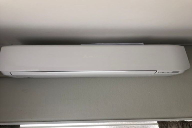 Photo of property in 4/31 Mana Avenue, Titahi Bay, Porirua, 5022