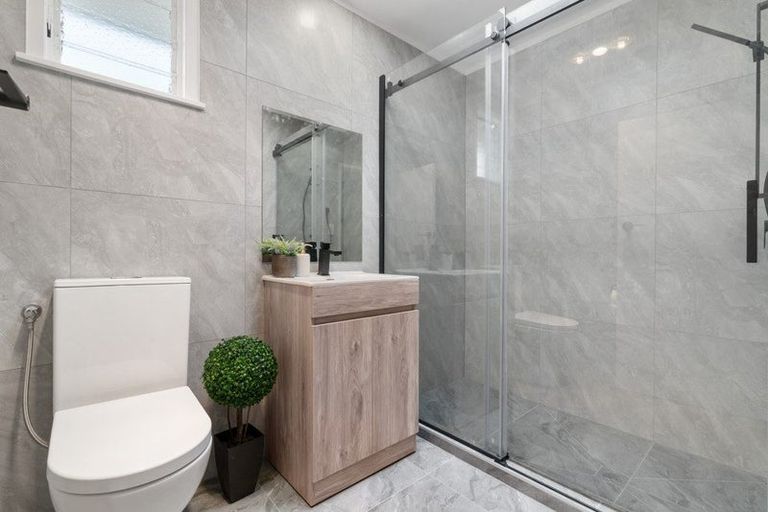 Photo of property in 8 Brightwell Street, Papakura, 2110