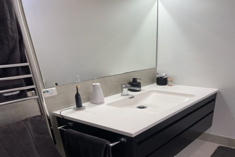 Photo of property in 54 Amaru Road, One Tree Hill, Auckland, 1061