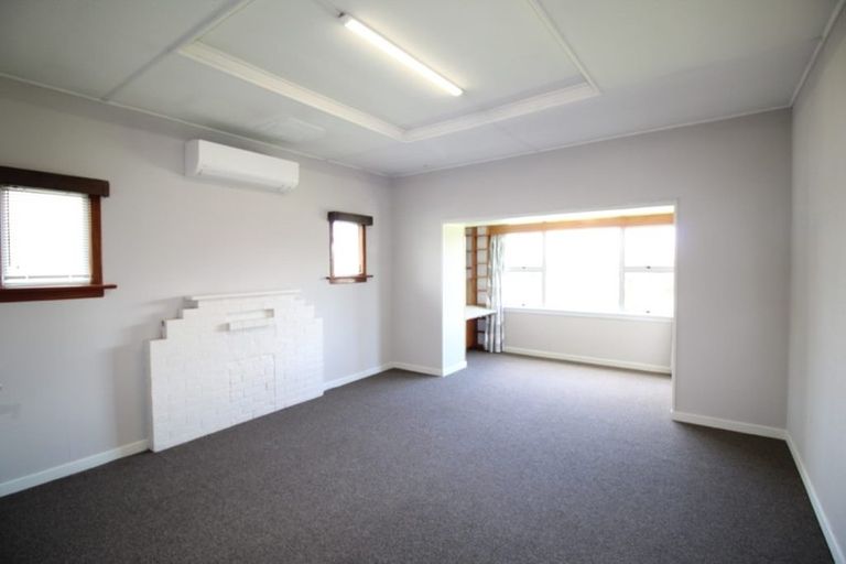 Photo of property in 16 York Street, Strathern, Invercargill, 9812