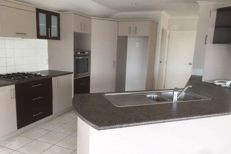 Photo of property in 65a Rodney Street, Howick, Auckland, 2014