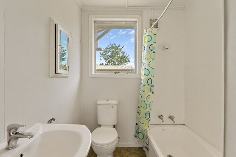 Photo of property in 28 Rota Street, Turangi, 3334