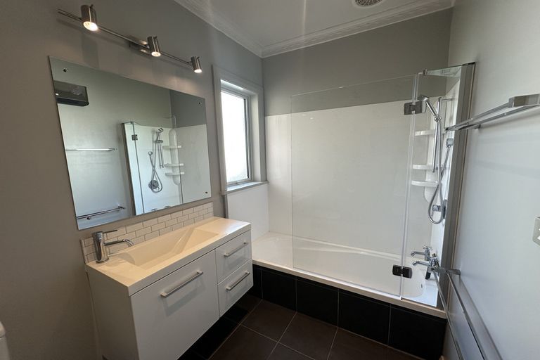 Photo of property in 20 Oakland Street, Andersons Bay, Dunedin, 9013