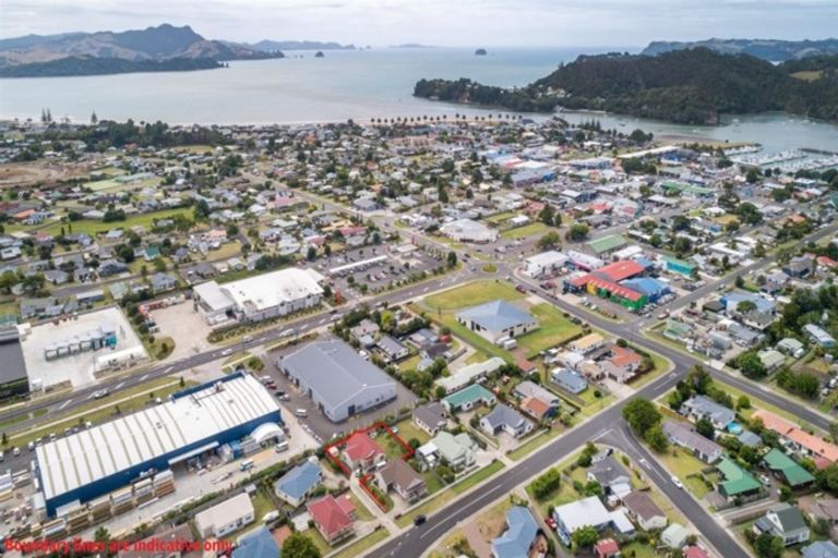 Photo of property in 15 Cholmondeley Crescent, Whitianga, 3510