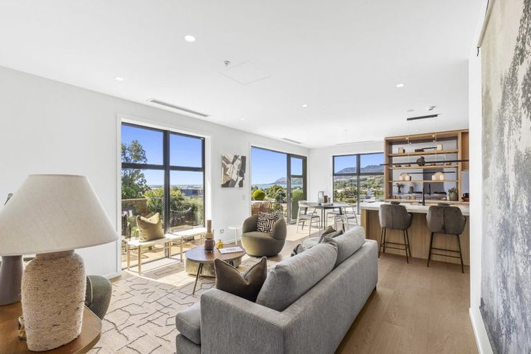 Photo of property in 71 Haven Road, Nelson, 7010