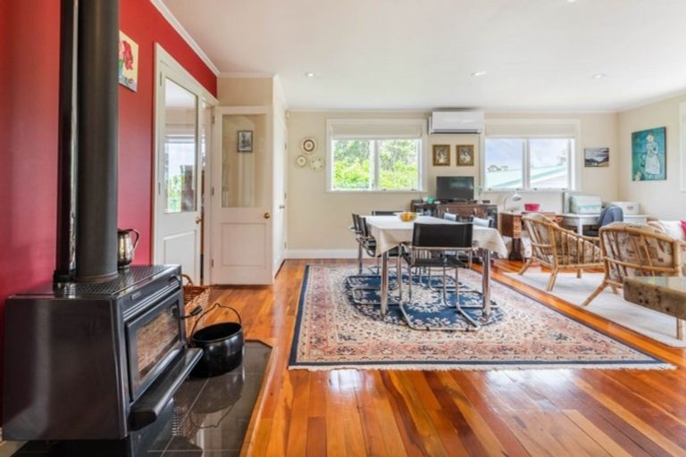 Photo of property in 45 Taylor Road, Waimauku, 0882