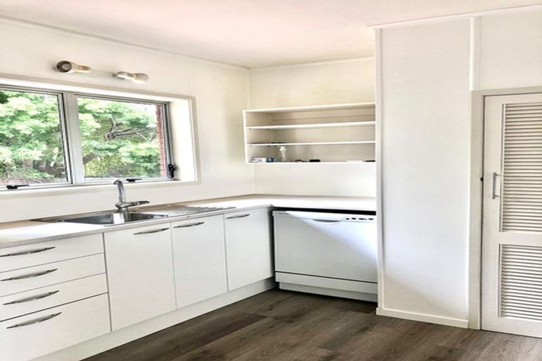 Photo of property in 16 Homestead Road, Manly, Whangaparaoa, 0930