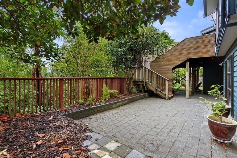 Photo of property in 47 Peterhouse Street, Tawa, Wellington, 5028