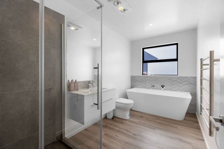 Photo of property in 11 Ellmers Street, Woodend, 7610