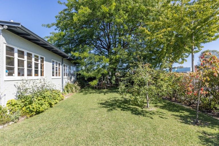 Photo of property in 10 Barker Road, Marewa, Napier, 4110