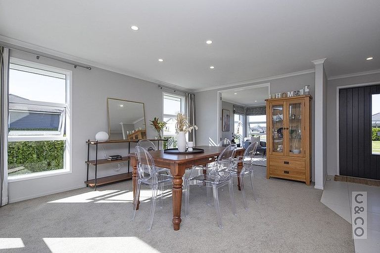 Photo of property in 34 Ara Kakara Avenue, Huapai, Kumeu, 0810