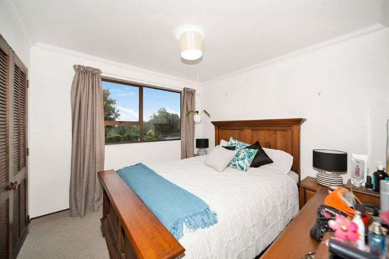 Photo of property in 288e Mangorei Road, Merrilands, New Plymouth, 4312
