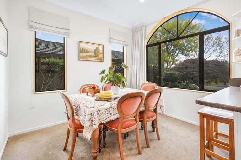 Photo of property in 42 Bramley Drive, Rototuna, Hamilton, 3210