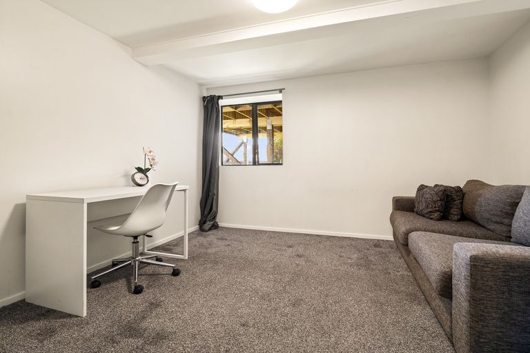 Photo of property in 32 Hocken Street, Kenmure, Dunedin, 9011