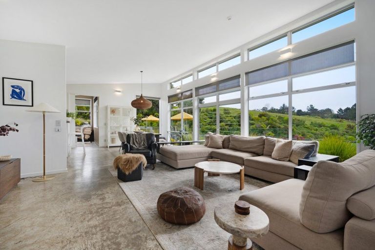 Photo of property in 426 Whitford Road, Whitford, Howick, 2571