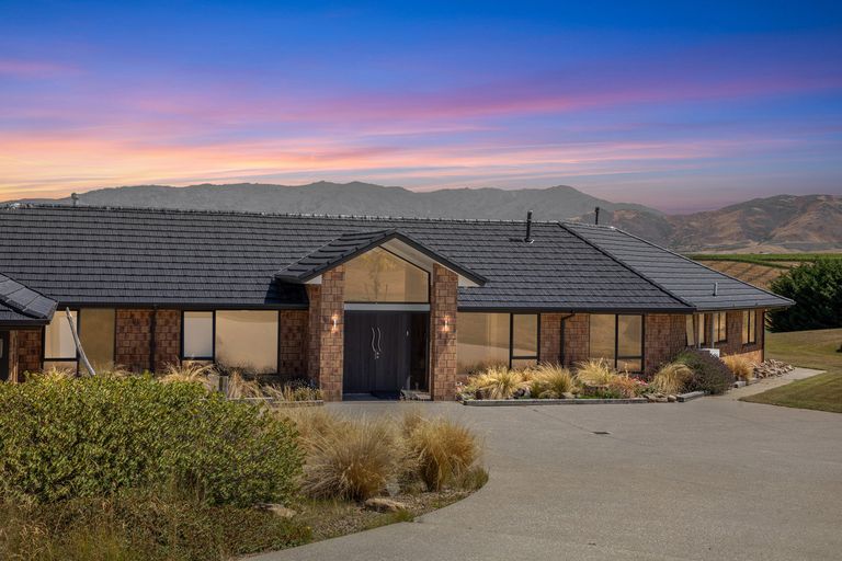 Photo of property in 317 Golden Road, Springvale, Alexandra, 9393