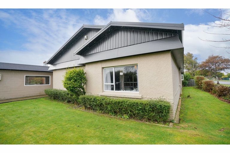 Photo of property in 66 Conyers Street, Georgetown, Invercargill, 9812