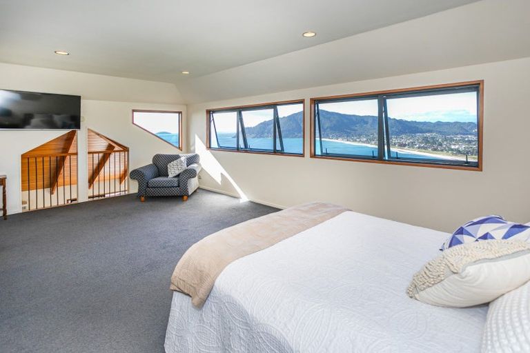 Photo of property in 5 Tirinui Crescent, Tairua, 3508