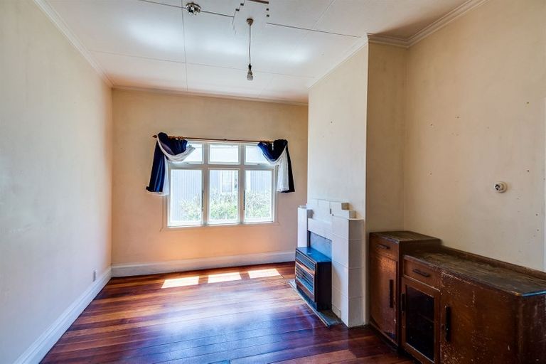 Photo of property in 92 Charles Street, Westshore, Napier, 4110