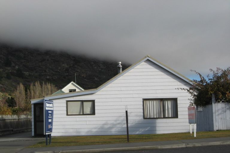 Photo of property in 44 Riverside Road, Frankton, Queenstown, 9300