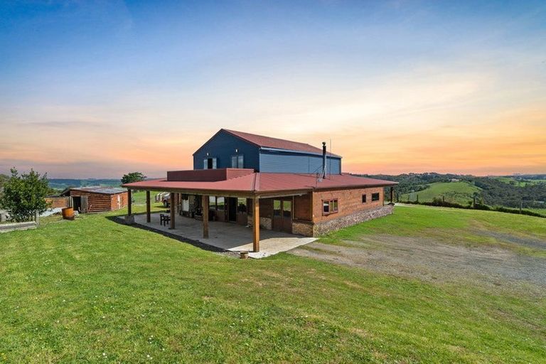 Photo of property in 56 Mcgregor Road, Clevedon, Papakura, 2582