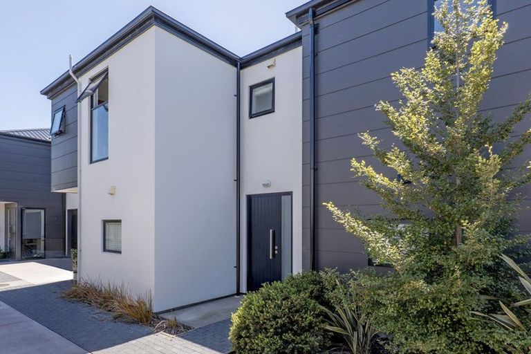 Photo of property in 2/9 Bolton Avenue, Spreydon, Christchurch, 8024