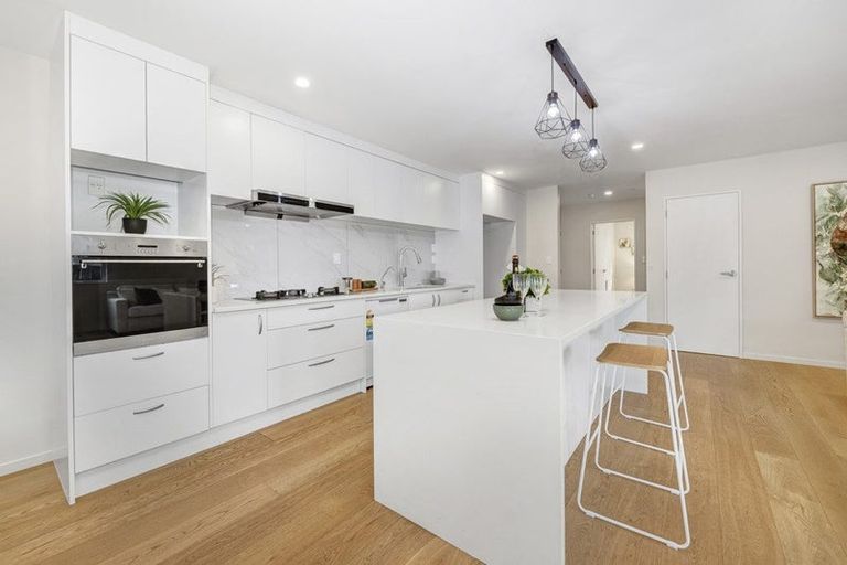 Photo of property in 4a Pauline Place, Bucklands Beach, Auckland, 2014