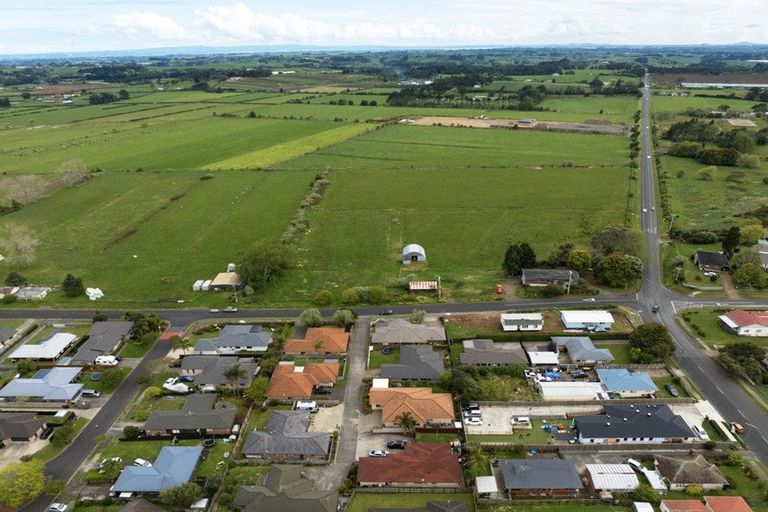 Photo of property in 20 Kauri Road, Pukekohe, 2120