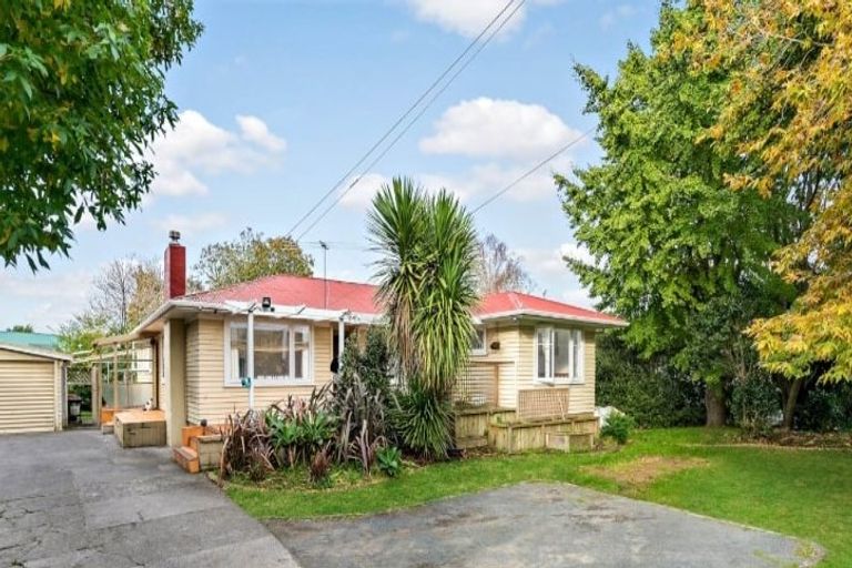 Photo of property in 19 Cosgrave Road, Papakura, 2110