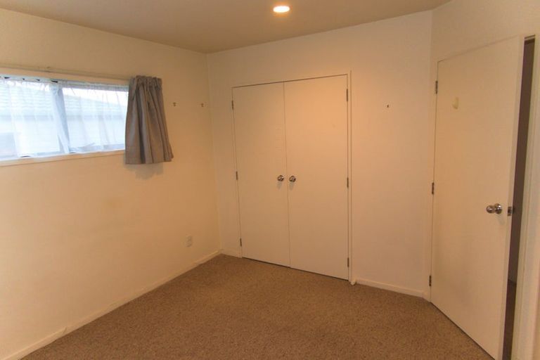 Photo of property in 5/5 Kilham Avenue, Northcote, Auckland, 0627