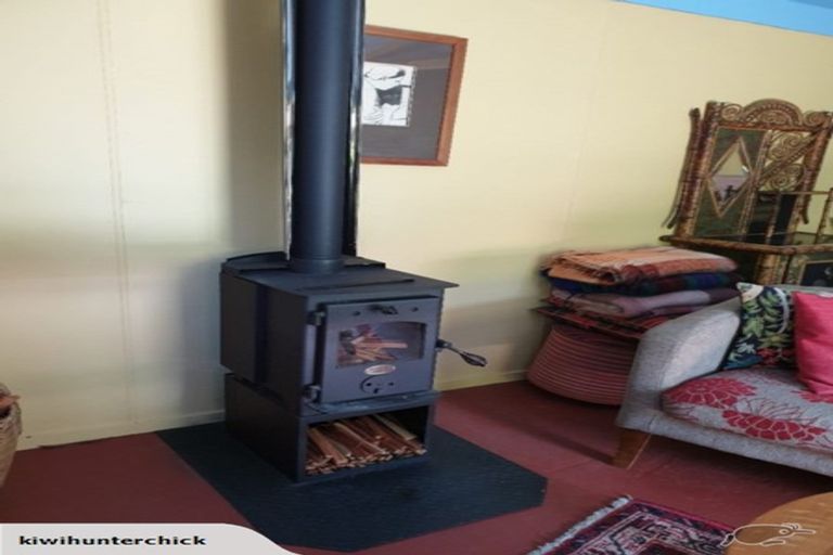 Photo of property in 35 Davis Street, Reefton, 7830