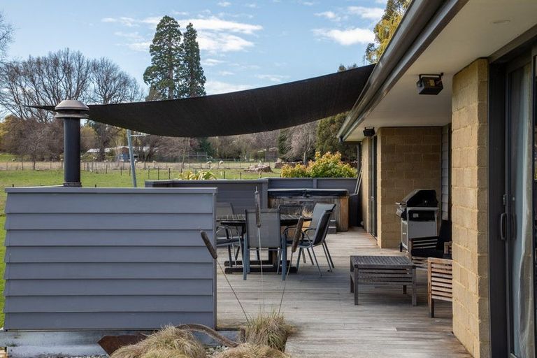 Photo of property in 22 Young Lane, Clyde, Alexandra, 9391