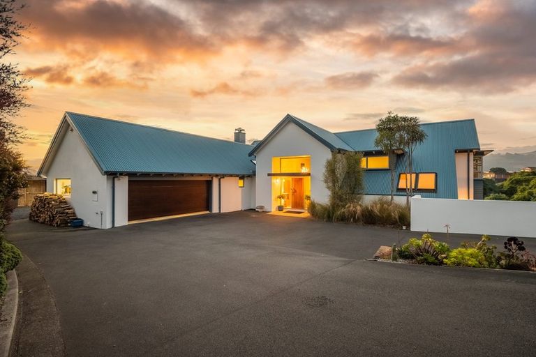 Photo of property in 10 Glenfinlass Street, Company Bay, Dunedin, 9014