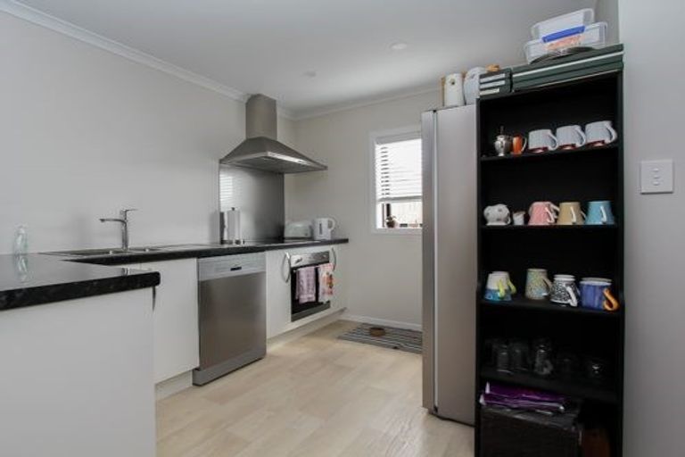 Photo of property in 2/28 Mahoe Street, Melville, Hamilton, 3206